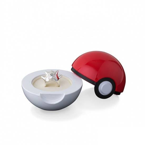 The first 400 customers to place orders through K. Uno's online shop will receive special Pokéball packaging as a bonus gift. The packing also sells separately for 4000 yen ($39.77 US).