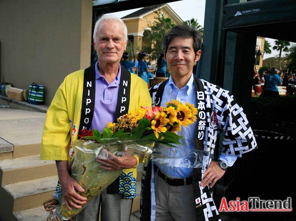 Mr. Harris Rosen, the Honorary. Consul General of Japan in Orlando and Mr. Ken Okaniwa, Consulate General of Japan in Miami at the Orlando Orlando Japan Festival 2016.