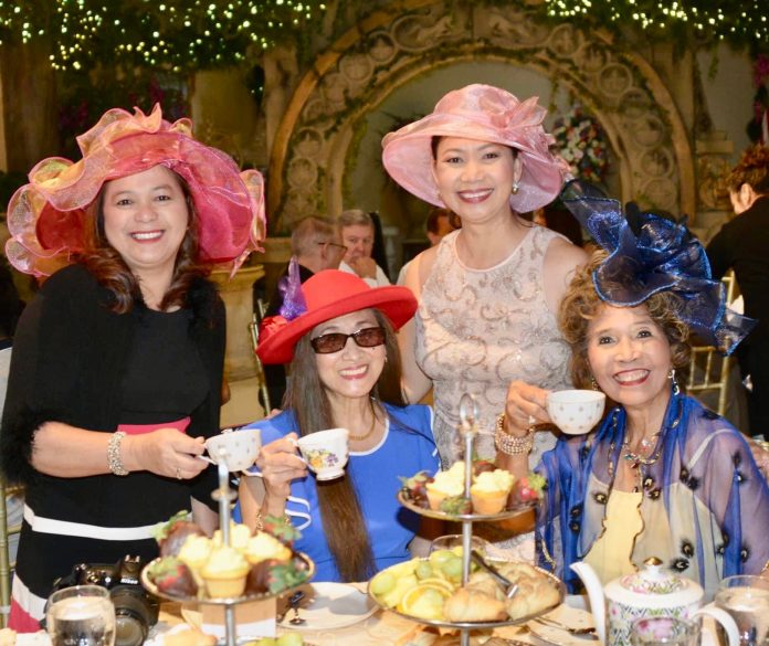 FILIPINOS HOLDS AFTERNOON TEA SOCIALS