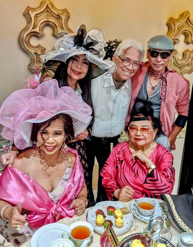 FILIPINOS HOLDS AFTERNOON TEA SOCIALS