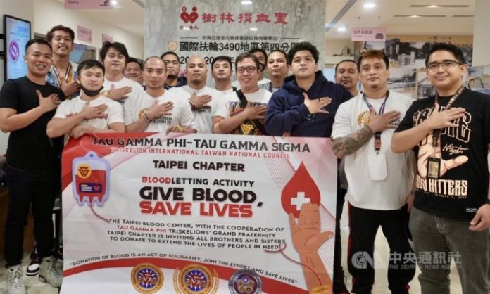 Filipino blood donors. CNA photo Oct. 24, 2022