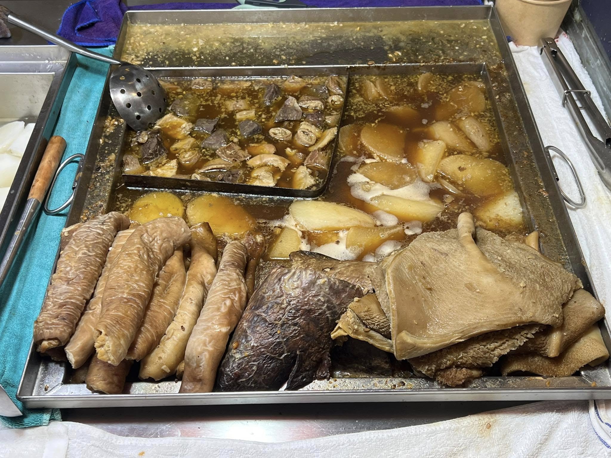Temple Street Night Market