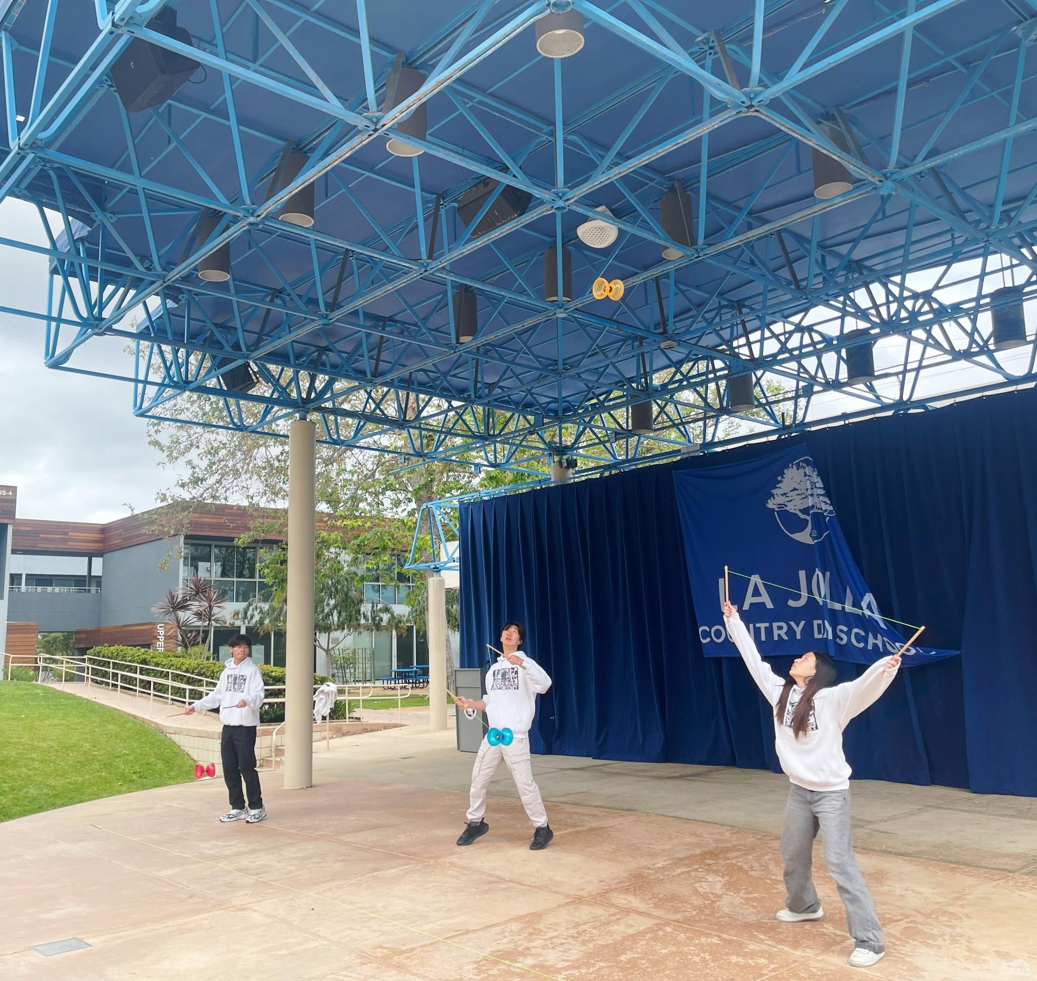 Diabolo at Chinese Academy Graduation