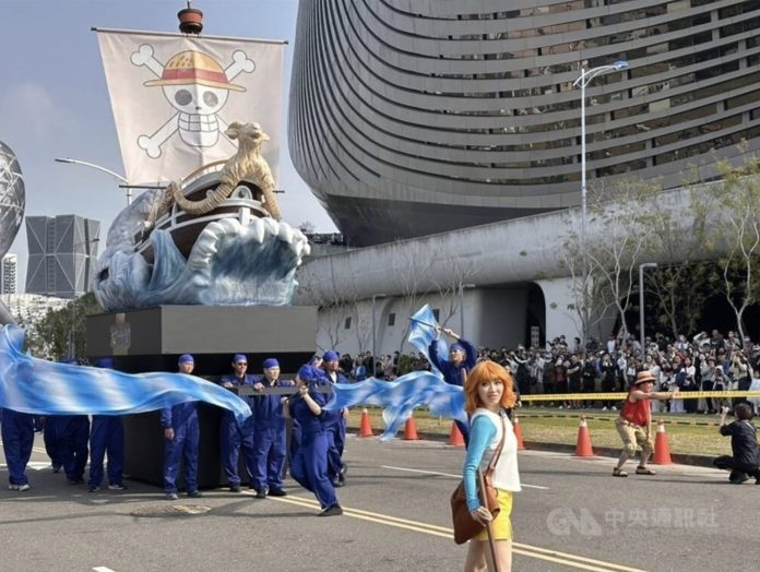One Piece-themed parade at the port of Kaohsiung