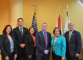 United States Ambassador to the Republic of Singapore Visits Orange County to Discuss Trade and Economic Development Mayor Jacobs and members of her staff met with Paul Mitchell of Enterprise Florida (left), United States Ambassador to the Republic of Singapore Kirk Wagar (center) and John Diep of Enterprise Florida (right) to discuss economic opportunities for local companies in Singapore.