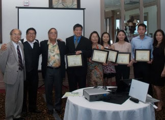 Taiwanese Chamber of Commerce of Tampa Bay Celebrates 10 Year Anniversary Certificate for the Board of Directors who completed TCCTF terms.